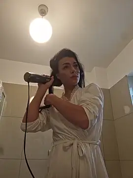 JolieLizz online show from October 2025 02:16:01 PM