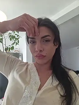 JolieLizz online show from October 2025 01:02:02 PM