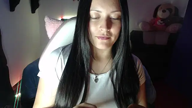 Allisonnlopez online show from May 2026 12:05:01 AM