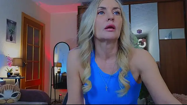 Snapshot of amelia_blondy chatting on January 2025 09:19:02 AM amelia blondy online show from January 2025 09:19:02 AM