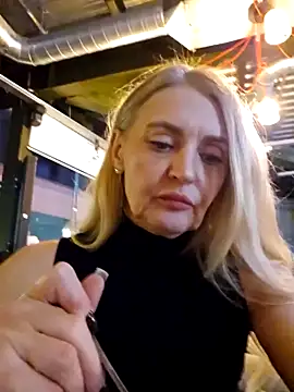 Snapshot of amelia_blondy chatting on February 2025 04:43:01 PM amelia blondy online show from February 2025 04:43:01 PM