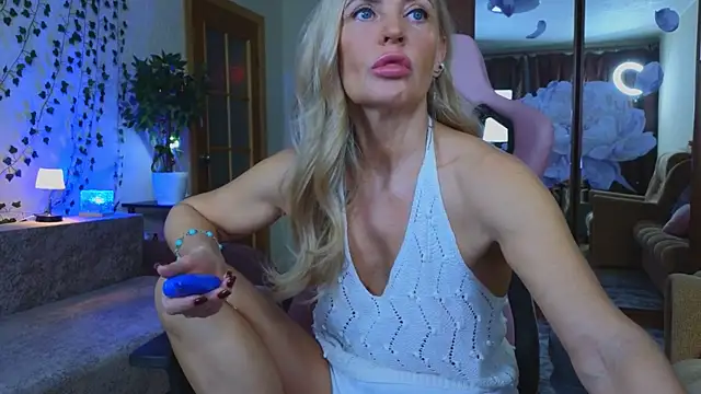 amelia blondy online show from December 2025 01:59:02 PM