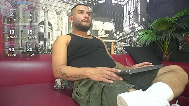 THIAGOXBIG online show from October 2025 08:41:02 PM