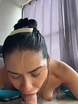 Snapshot of Nikothyna chatting on April 2026 07:58:02 PM Nikothyna online show from April 2026 07:58:02 PM