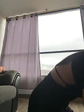 Snapshot of Nikothyna chatting on April 2026 08:34:02 PM Nikothyna online show from April 2026 08:34:02 PM