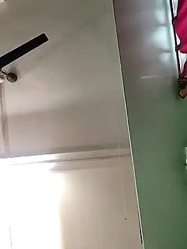 Snapshot of sexyindi_couple chatting on January 2025 07:21:01 AM sexyindi couple online show from January 2025 07:21:01 AM