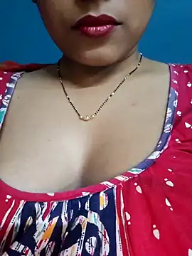 Snapshot of sexyindi_couple chatting on February 2025 03:28:02 PM sexyindi couple online show from February 2025 03:28:02 PM