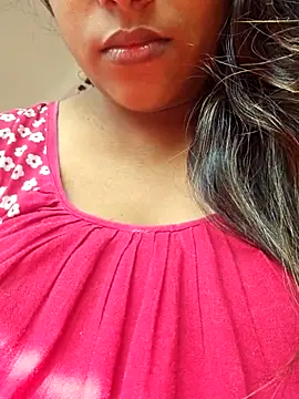 Snapshot of sexyindi_couple chatting on January 2026 06:37:02 AM sexyindi couple online show from January 2026 06:37:02 AM