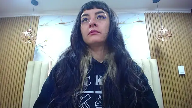 Naughty Kittenm online show from June 2026 11:32:02 AM
