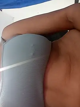 freyadevil333 online show from December 2025 03:36:02 AM