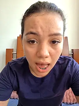 Snapshot of Angela_hank2 chatting on July 2026 04:01:02 PM Angela hank2 online show from July 2026 04:01:02 PM