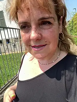 Snapshot of Sunbelxx chatting on June 2026 12:22:01 PM Sunbelxx online show from June 2026 12:22:01 PM
