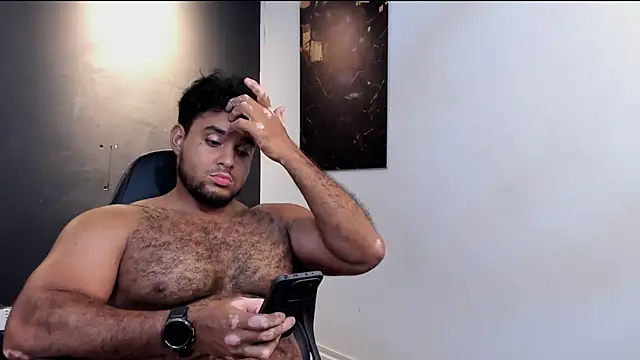 Snapshot of Big_furry_bear13 chatting on March 2026 06:17:02 AM Big furry bear13 online show from March 2026 06:17:02 AM