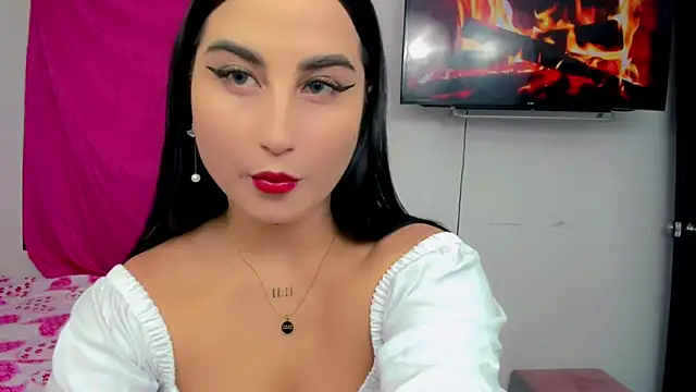 sunshine uwu22 online show from February 2025 06:37:01 PM