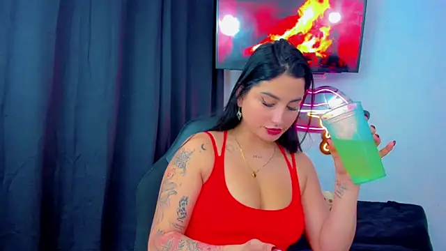 Snapshot of sunshine_uwu22 chatting on April 2026 06:23:01 PM sunshine uwu22 online show from April 2026 06:23:01 PM