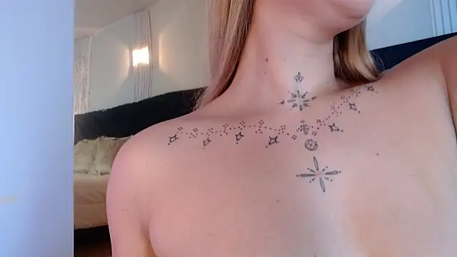 MollyCruz online show from September 2025 10:41:01 AM