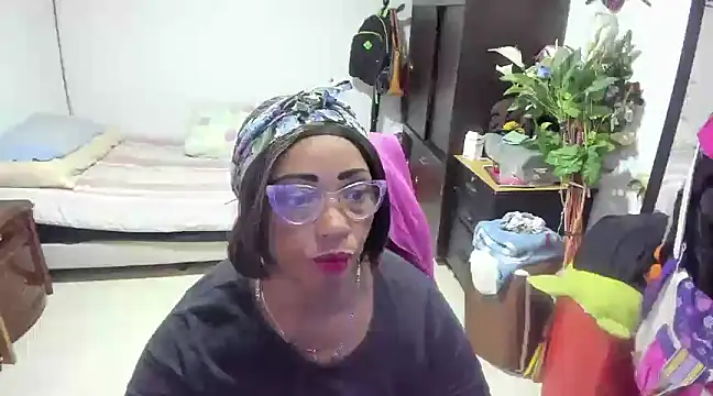 Mrs mommy  online show from January 2025 05:13:01 PM