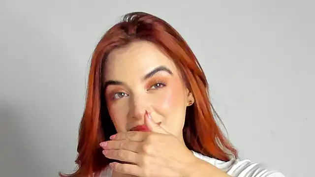 Snapshot of Bellacrox chatting on April 2026 10:21:02 PM Bellacrox online show from April 2026 10:21:02 PM