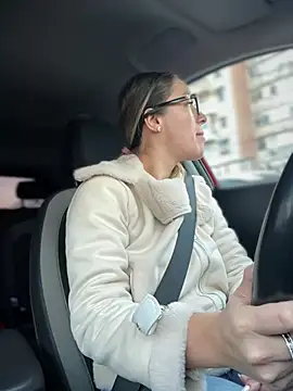 Snapshot of HotXMom chatting on March 2025 04:39:02 AM HotXMom online show from March 2025 04:39:02 AM