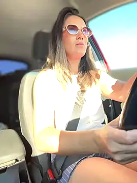 Snapshot of HotXMom chatting on September 2025 02:08:01 PM HotXMom online show from September 2025 02:08:01 PM