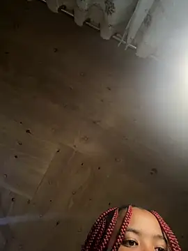 Linahlove online show from January 2025 07:39:02 PM