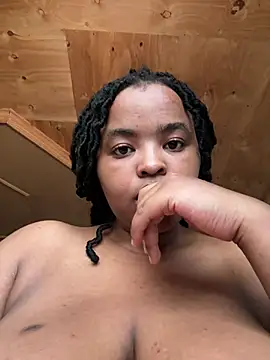 Linahlove online show from March 2025 10:48:01 AM