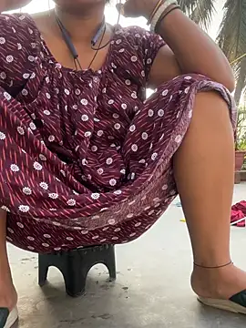 Snapshot of Ishikarana chatting on April 2026 01:03:01 AM Ishikarana online show from April 2026 01:03:01 AM