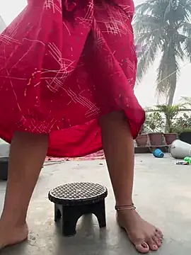 Snapshot of Ishikarana chatting on April 2026 12:57:01 AM Ishikarana online show from April 2026 12:57:01 AM