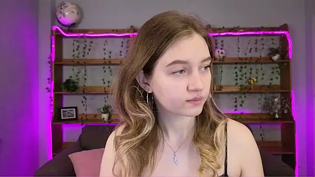 Ksuhesa online show from January 2026 01:11:01 AM