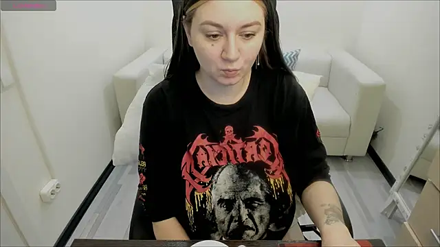 Snapshot of AlisaBacker chatting on February 2025 07:27:02 PM AlisaBacker online show from February 2025 07:27:02 PM