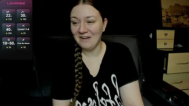 Snapshot of AlisaBacker chatting on March 2026 04:12:02 PM AlisaBacker online show from March 2026 04:12:02 PM