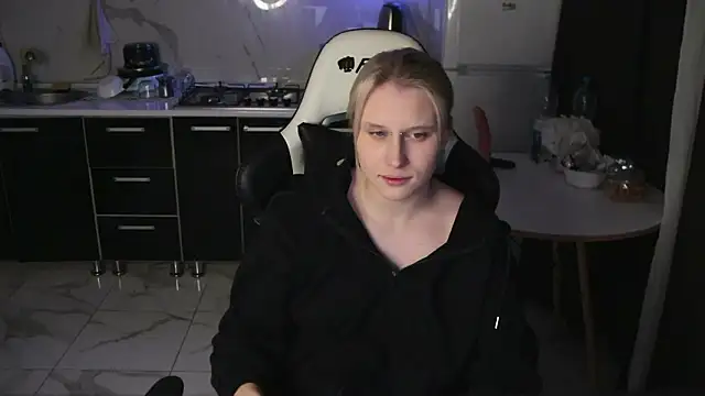 Snapshot of MertyXX chatting on March 2026 10:07:01 PM MertyXX online show from March 2026 10:07:01 PM