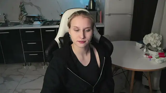 Snapshot of MertyXX chatting on April 2026 09:20:02 PM MertyXX online show from April 2026 09:20:02 PM