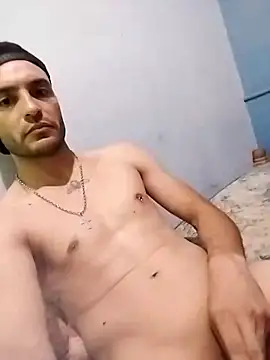 Snapshot of EmeEme11 chatting on February 2025 05:48:01 AM EmeEme11 online show from February 2025 05:48:01 AM