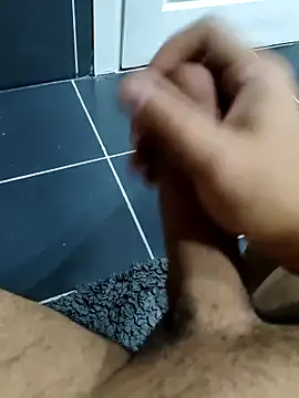 Snapshot of ertance40 chatting on February 2025 12:04:02 PM ertance40 online show from February 2025 12:04:02 PM