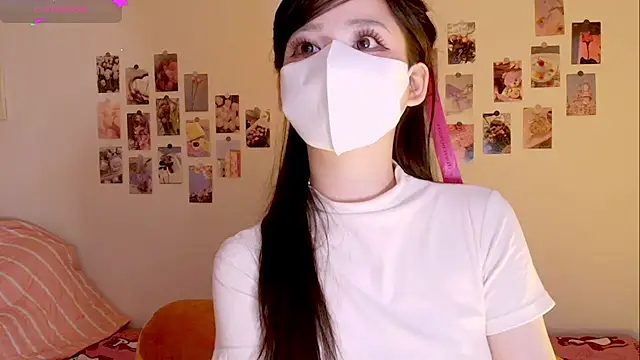 Snapshot of Embez-Damdang chatting on January 2025 04:02:02 PM Embez-Damdang online show from January 2025 04:02:02 PM