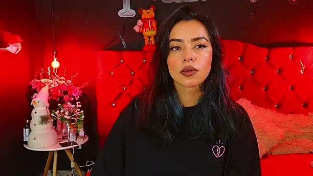 Snapshot of foxxy_nasty chatting on December 2024 04:58:01 PM foxxy nasty online show from December 2024 04:58:01 PM