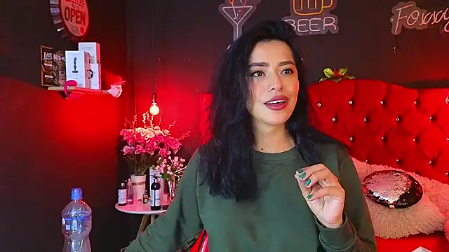 Snapshot of foxxy_nasty chatting on December 2024 07:11:02 PM foxxy nasty online show from December 2024 07:11:02 PM