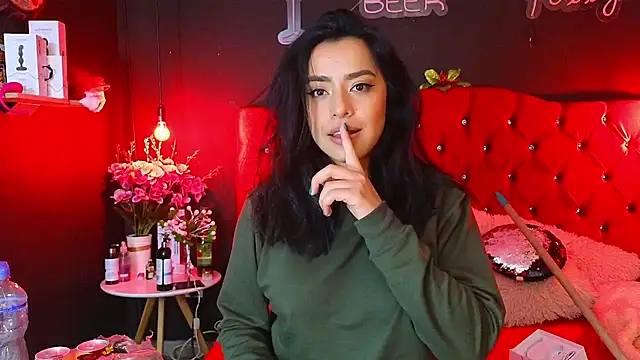 Snapshot of foxxy_nasty chatting on December 2024 10:13:01 PM foxxy nasty online show from December 2024 10:13:01 PM