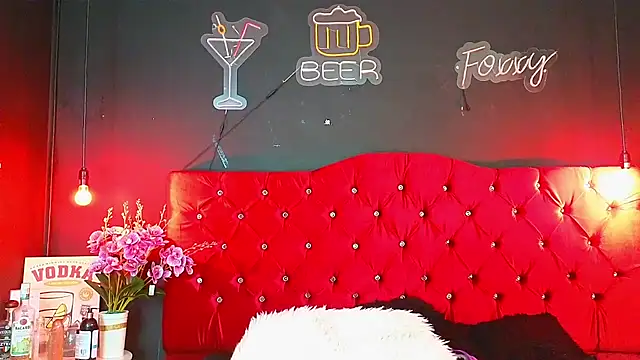 Snapshot of foxxy_nasty chatting on February 2025 04:07:01 PM foxxy nasty online show from February 2025 04:07:01 PM