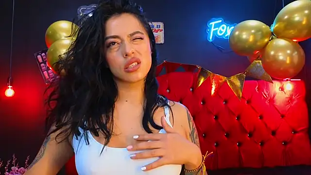 Snapshot of foxxy_nasty chatting on February 2025 05:04:02 PM foxxy nasty online show from February 2025 05:04:02 PM