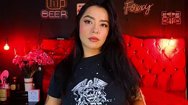 Snapshot of foxxy_nasty chatting on September 2025 03:45:01 PM foxxy nasty online show from September 2025 03:45:01 PM