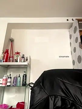 Snapshot of foxxy_nasty chatting on September 2025 07:24:02 PM foxxy nasty online show from September 2025 07:24:02 PM