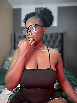 Candy-Heart online show from March 2025 09:26:02 PM