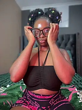 Candy-Heart online show from March 2025 11:09:02 PM