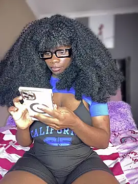 Candy-Heart online show from November 2025 09:59:01 PM