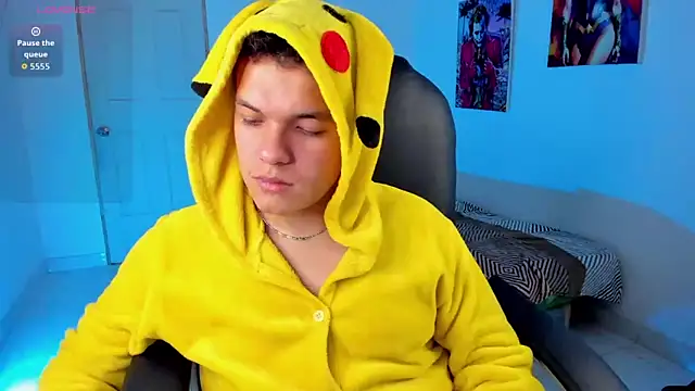 Snapshot of Dunkan_Kravitz chatting on February 2026 04:00:02 AM Dunkan Kravitz online show from February 2026 04:00:02 AM