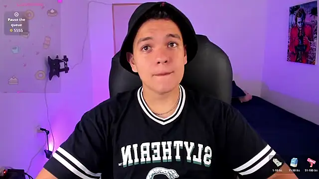 Snapshot of Dunkan_Kravitz chatting on February 2026 08:07:01 PM Dunkan Kravitz online show from February 2026 08:07:01 PM