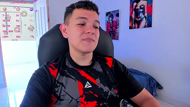 Snapshot of Dunkan_Kravitz chatting on March 2026 07:31:01 PM Dunkan Kravitz online show from March 2026 07:31:01 PM