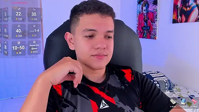 Snapshot of Dunkan_Kravitz chatting on April 2026 02:11:01 PM Dunkan Kravitz online show from April 2026 02:11:01 PM